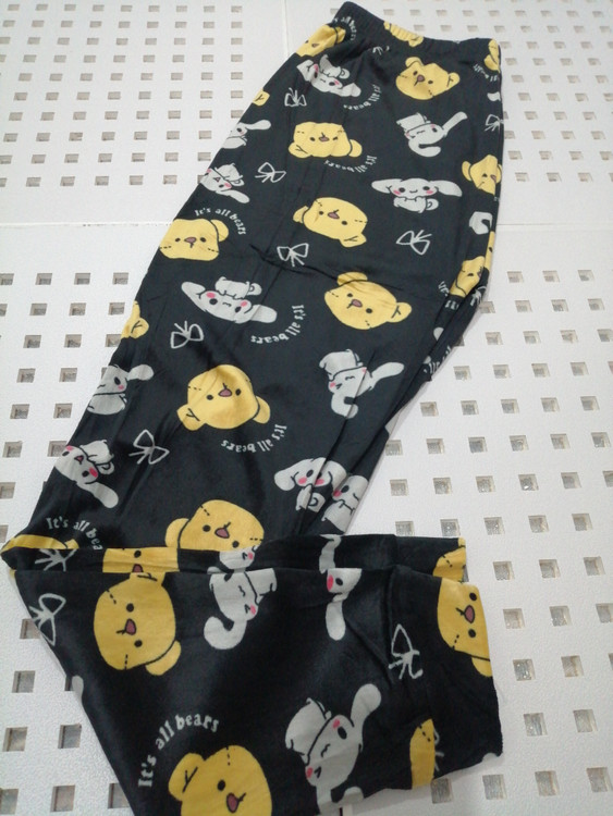 شلوار قواره دار مخمل