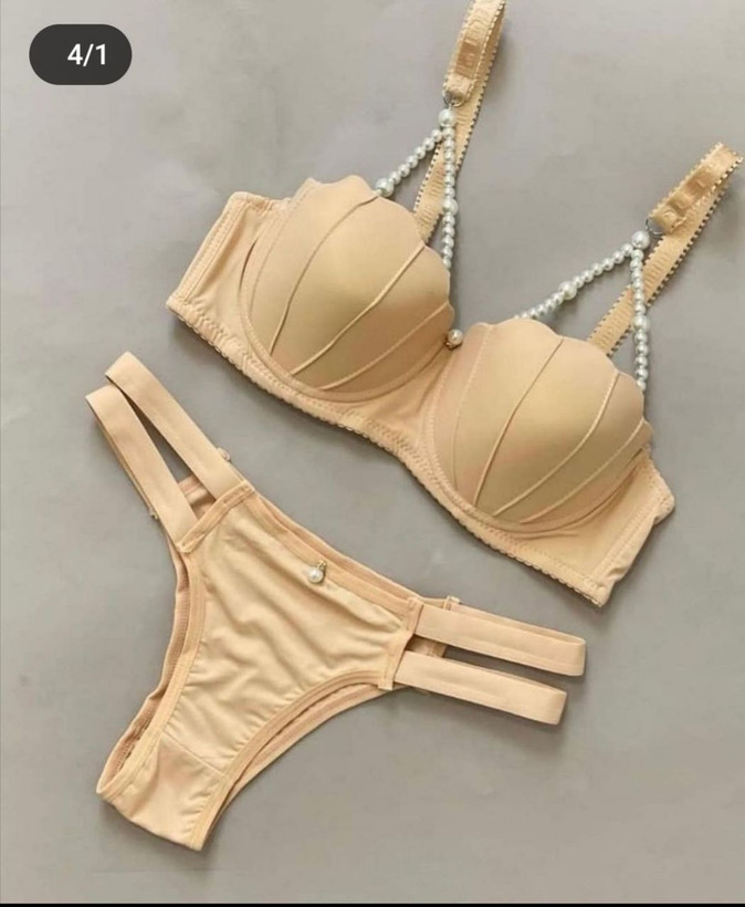 ست سوتین و شورت اسفنجی