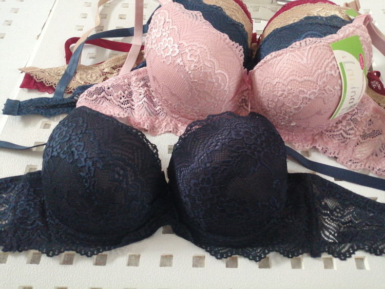 سوتین اسفنجی گیپوری