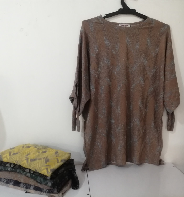 تیشرت یقه گرد