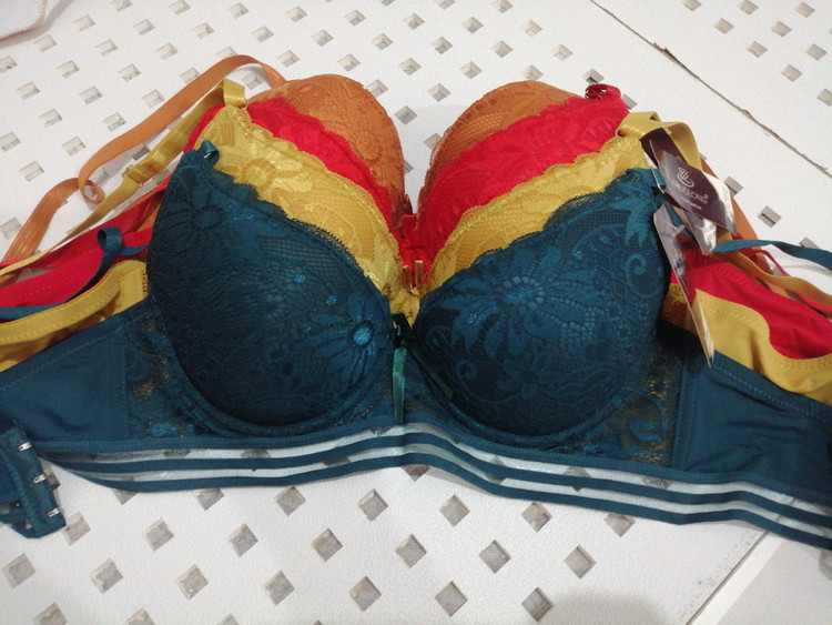 سوتین اسفنجی جکدار