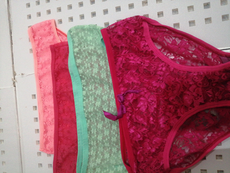 شورت توری طرح برگ