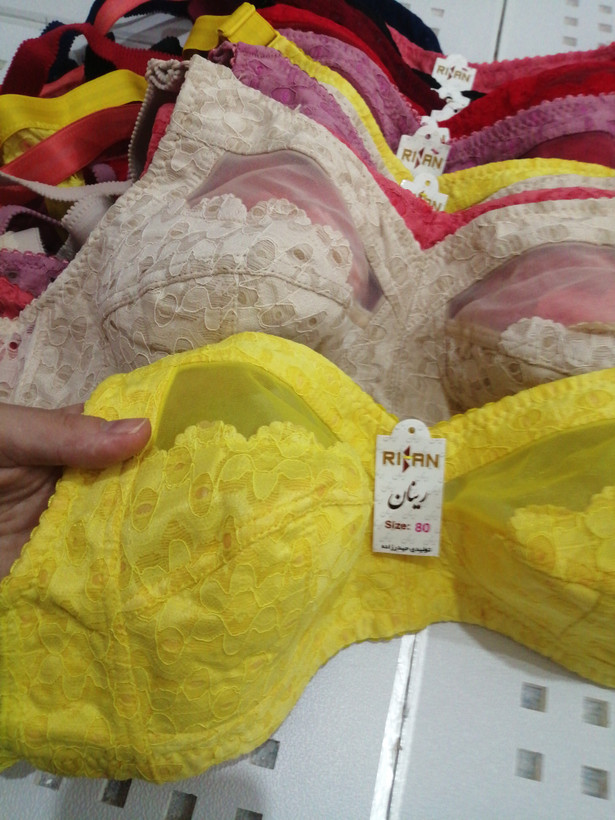 سوتین بالا شیشه ای