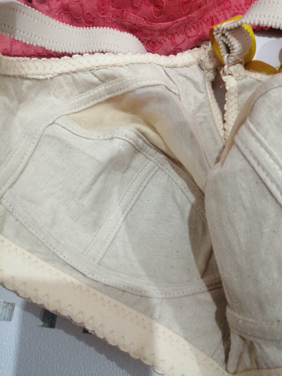 سوتین مارک رینان