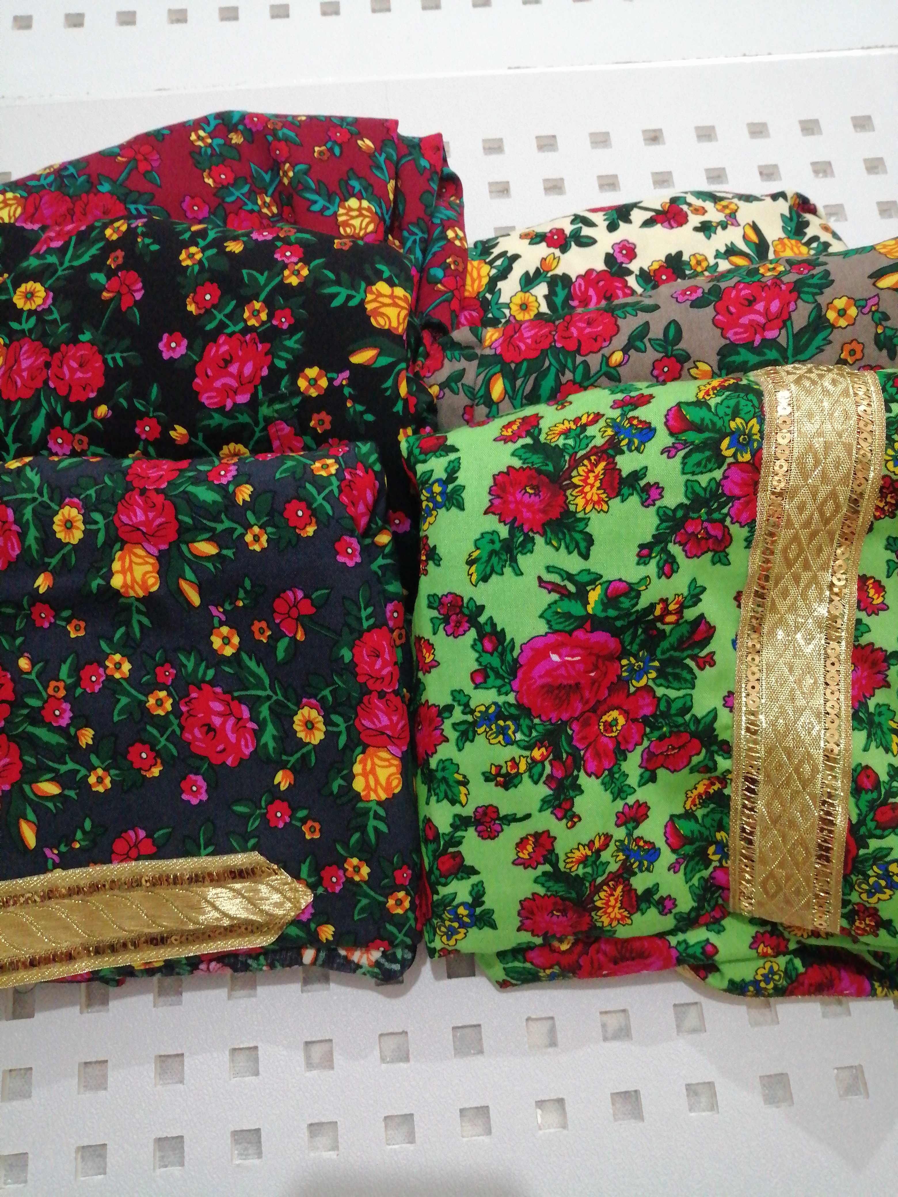 کفتان طرح دار