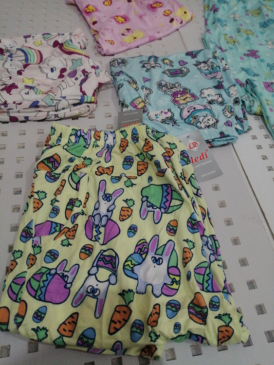 شلوار زنانه