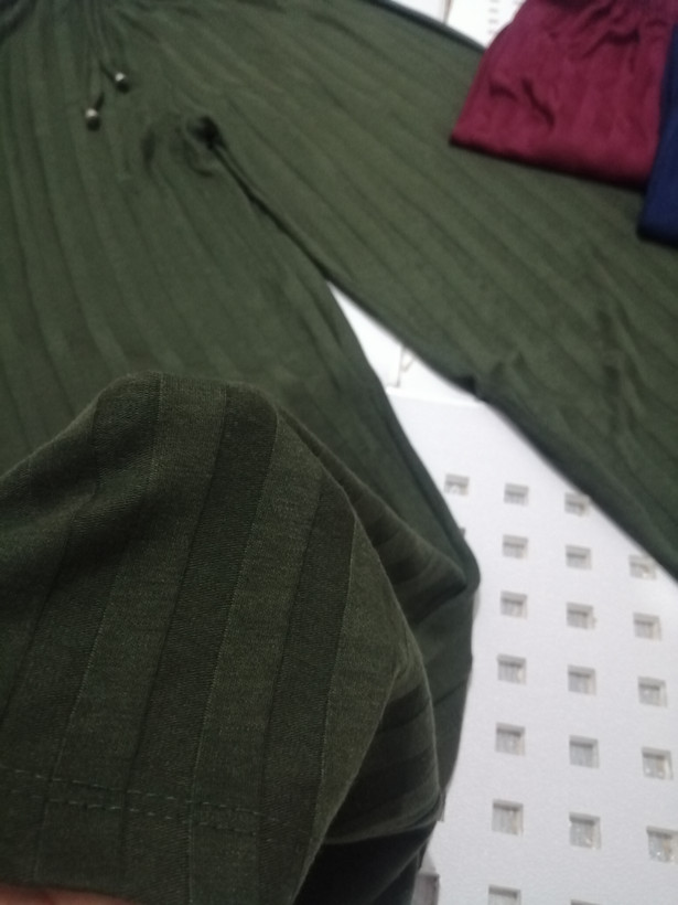 شلوار بگ پلیسه