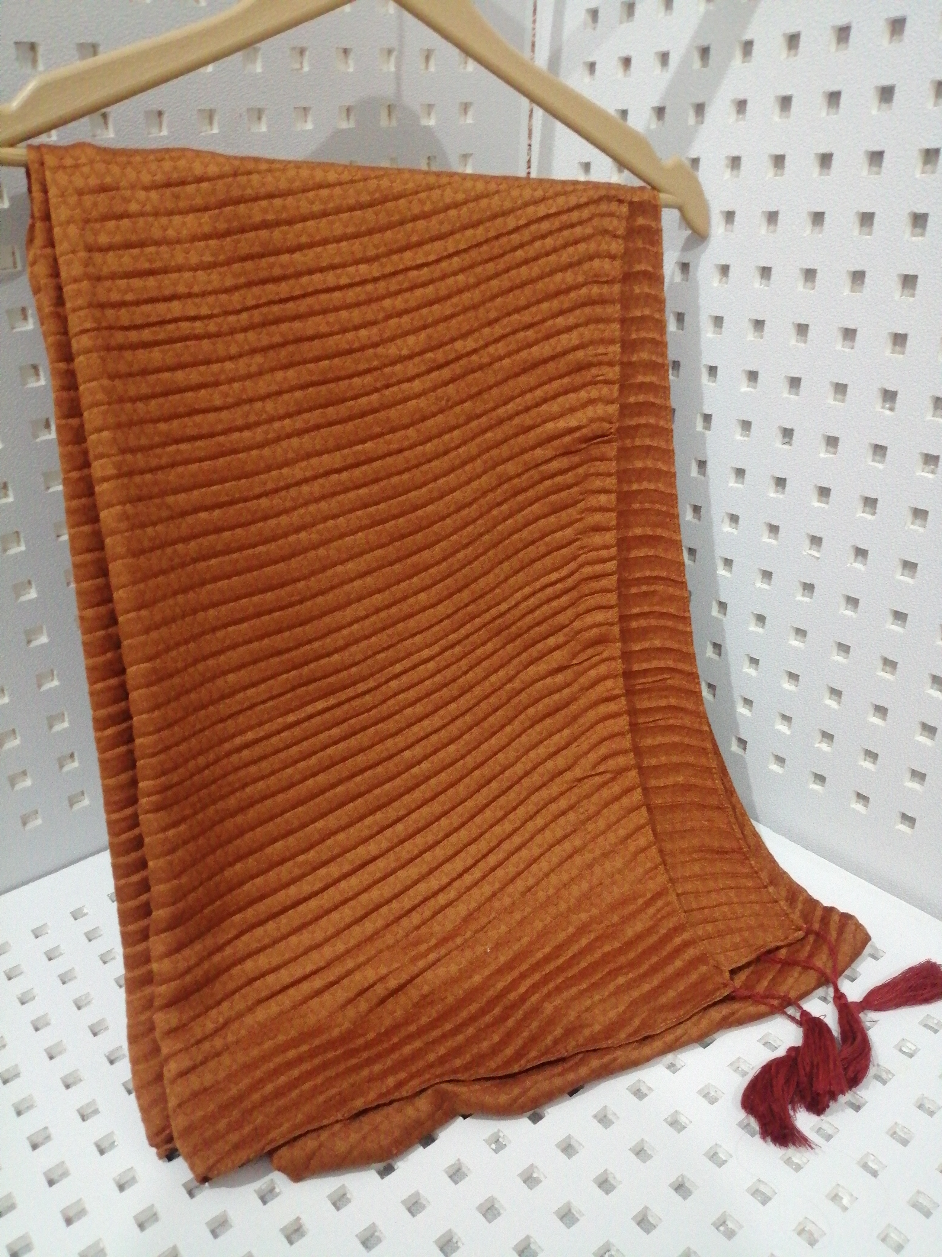 شال نخی لخت و نرم