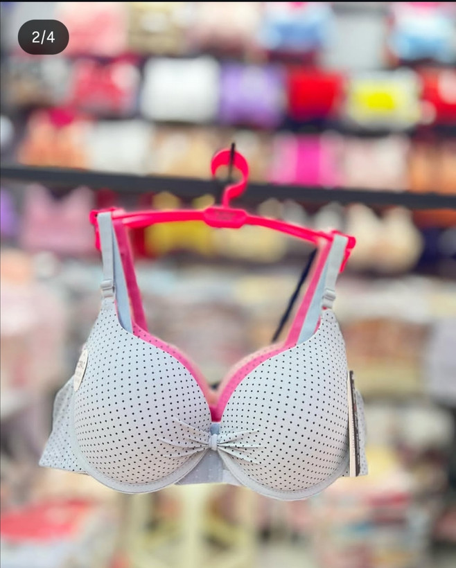 سوتین اسفنجی پاپیونی