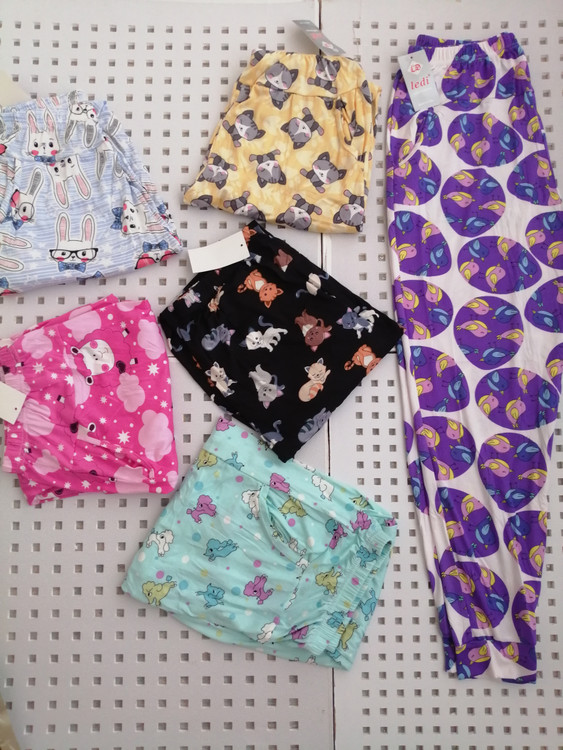 شلوار زنانه