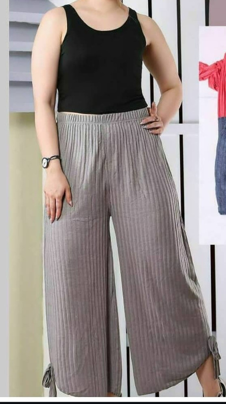 شلوارک زنانه