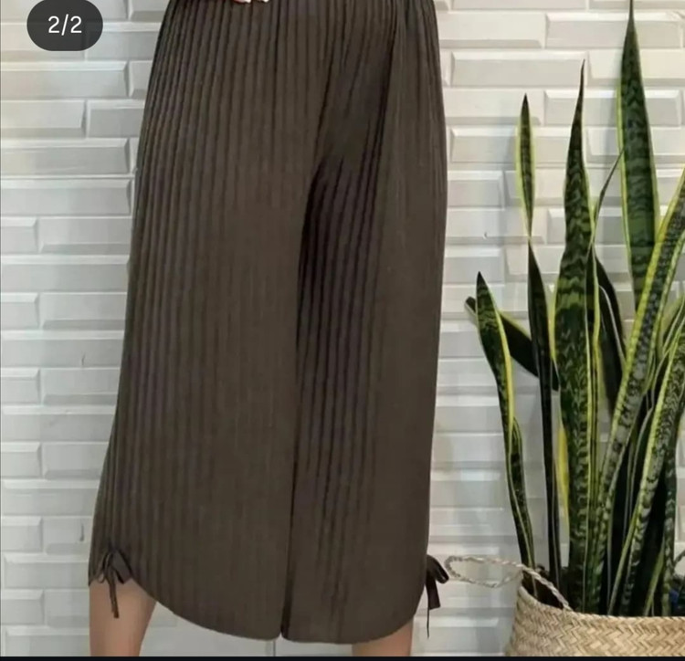 شلوارک زنانه