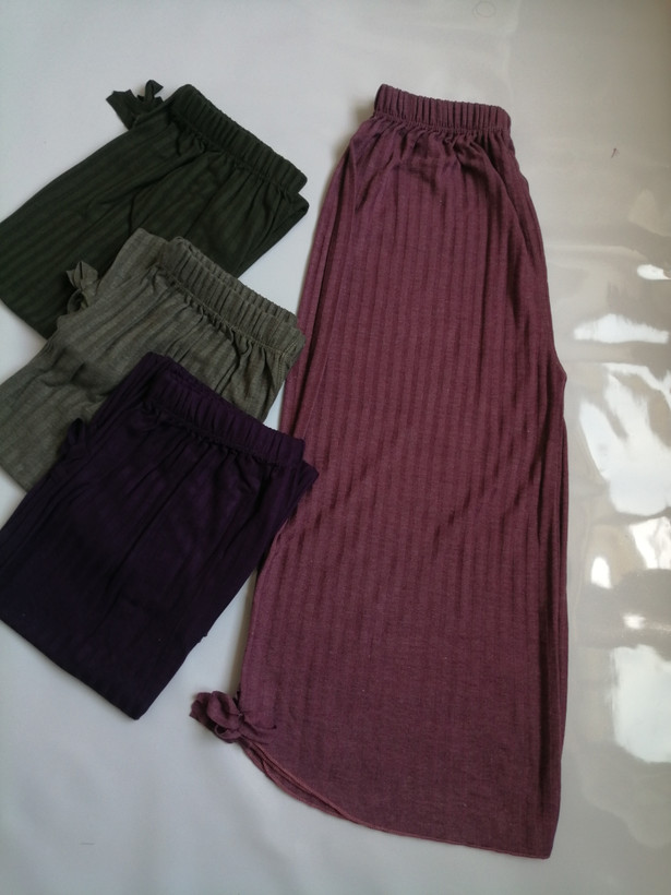 شلوارک زنانه نخی ریلی