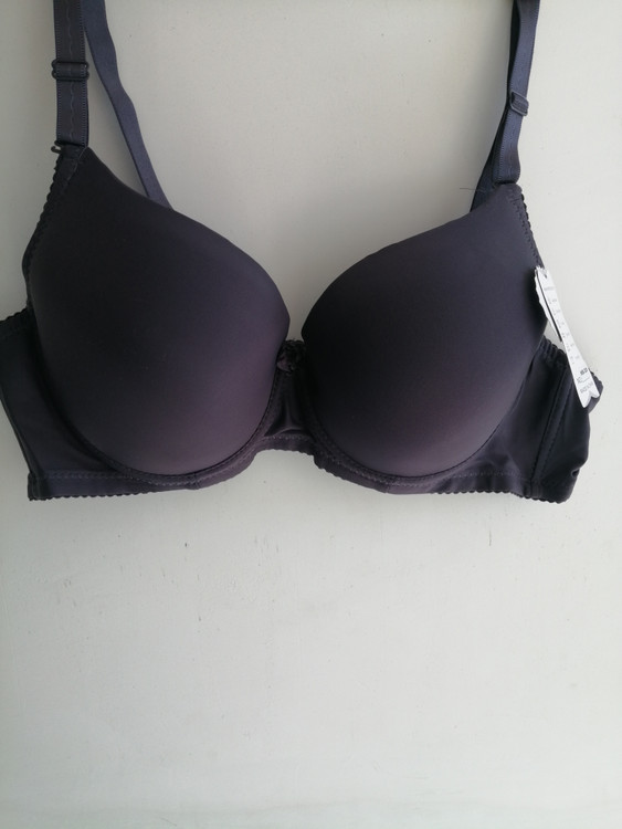 سوتین اسفنجی لایه نازک