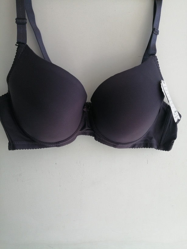 سوتین اسفنجی لایه نازک