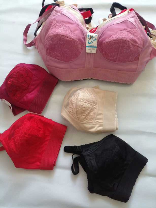 سوتین زنانه