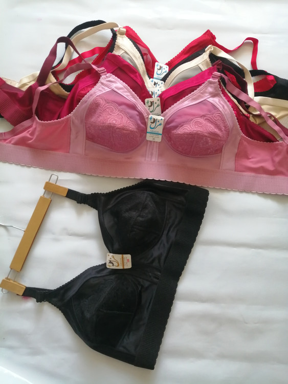 سوتین کش پهن زیر نخی