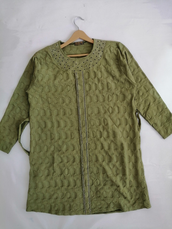 مانتو نگینی