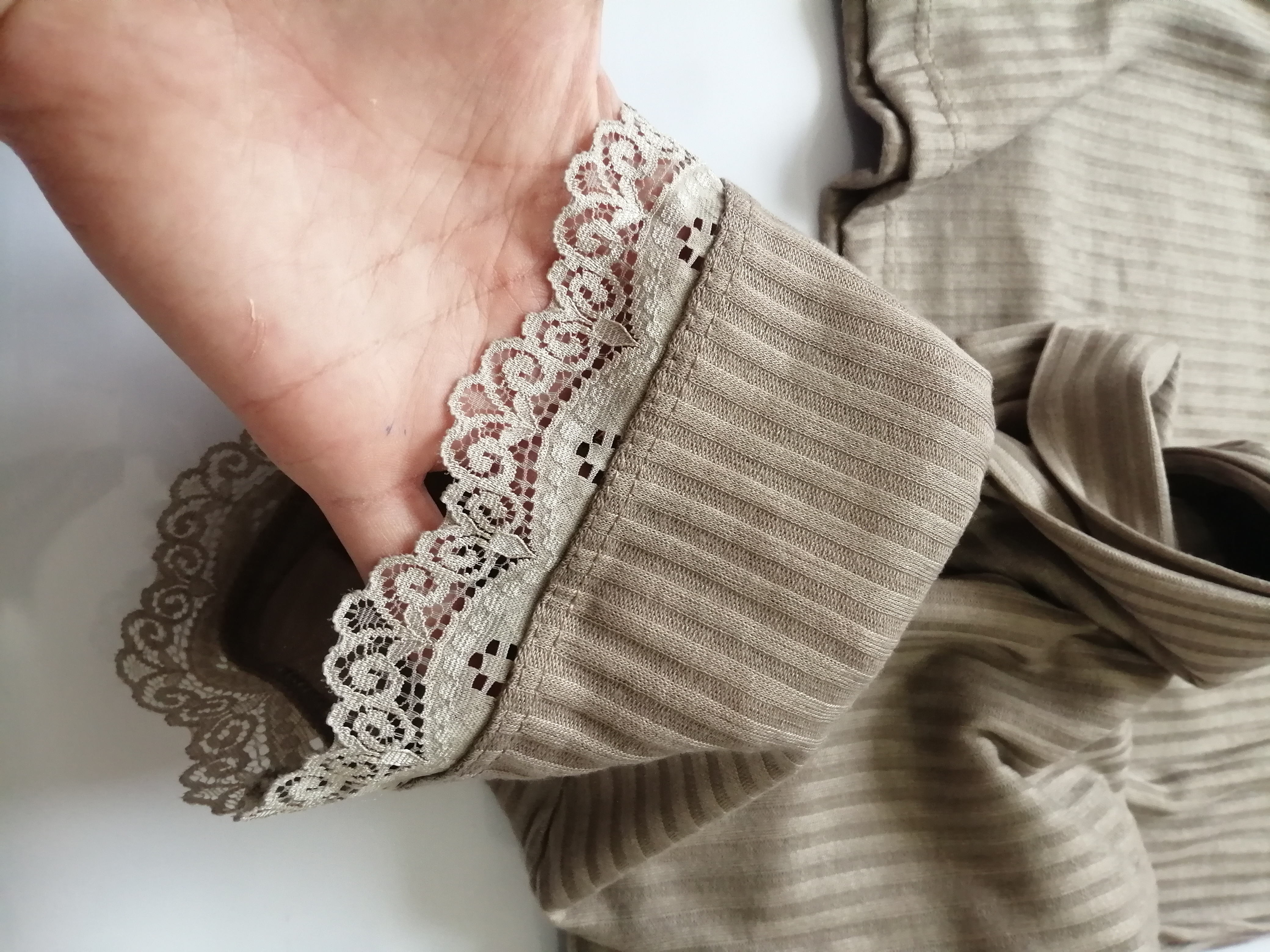 تیشرت کبریتی زنانه