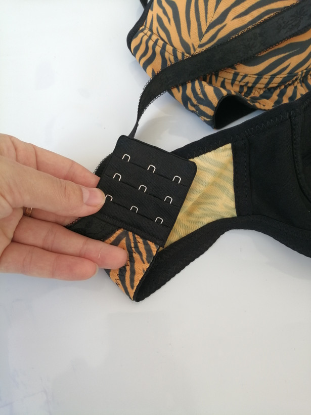 سوتین اسفنجی بدون فنر