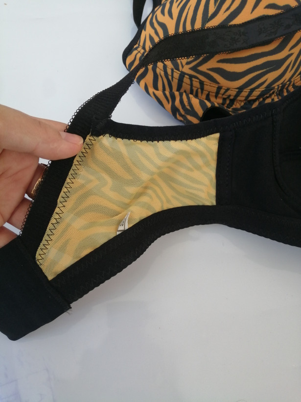 سوتین اسفنجی جک دار