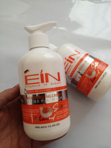 کرم نرم کننده و مرطوب کننده