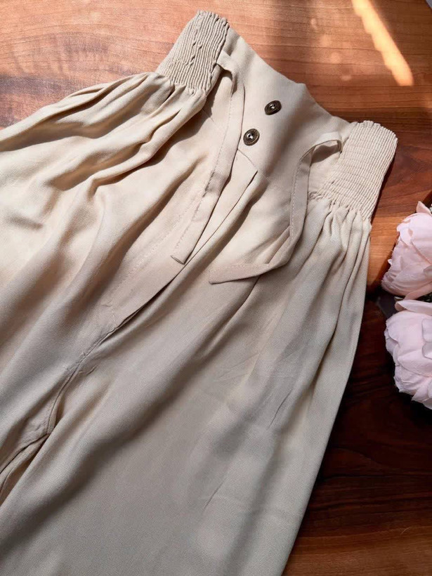 شلوار نخی کمر گن دار