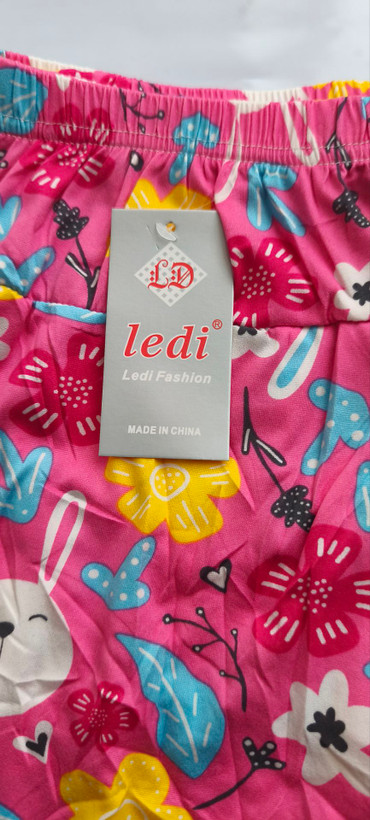 شلوارک زنانه