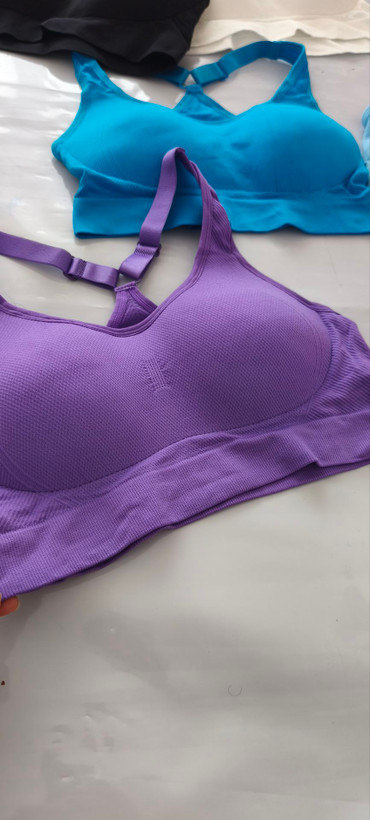 نیم تنه ورزشی