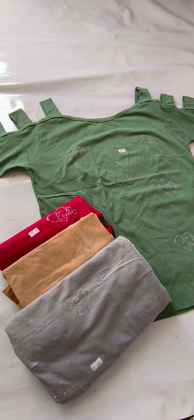 تیشرت مدل دار زنانه